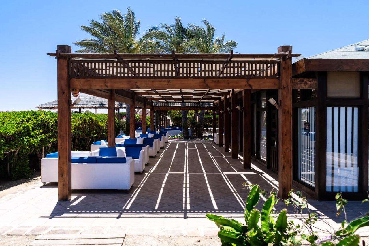 Abu Dabbab Lodge Экстерьер фото