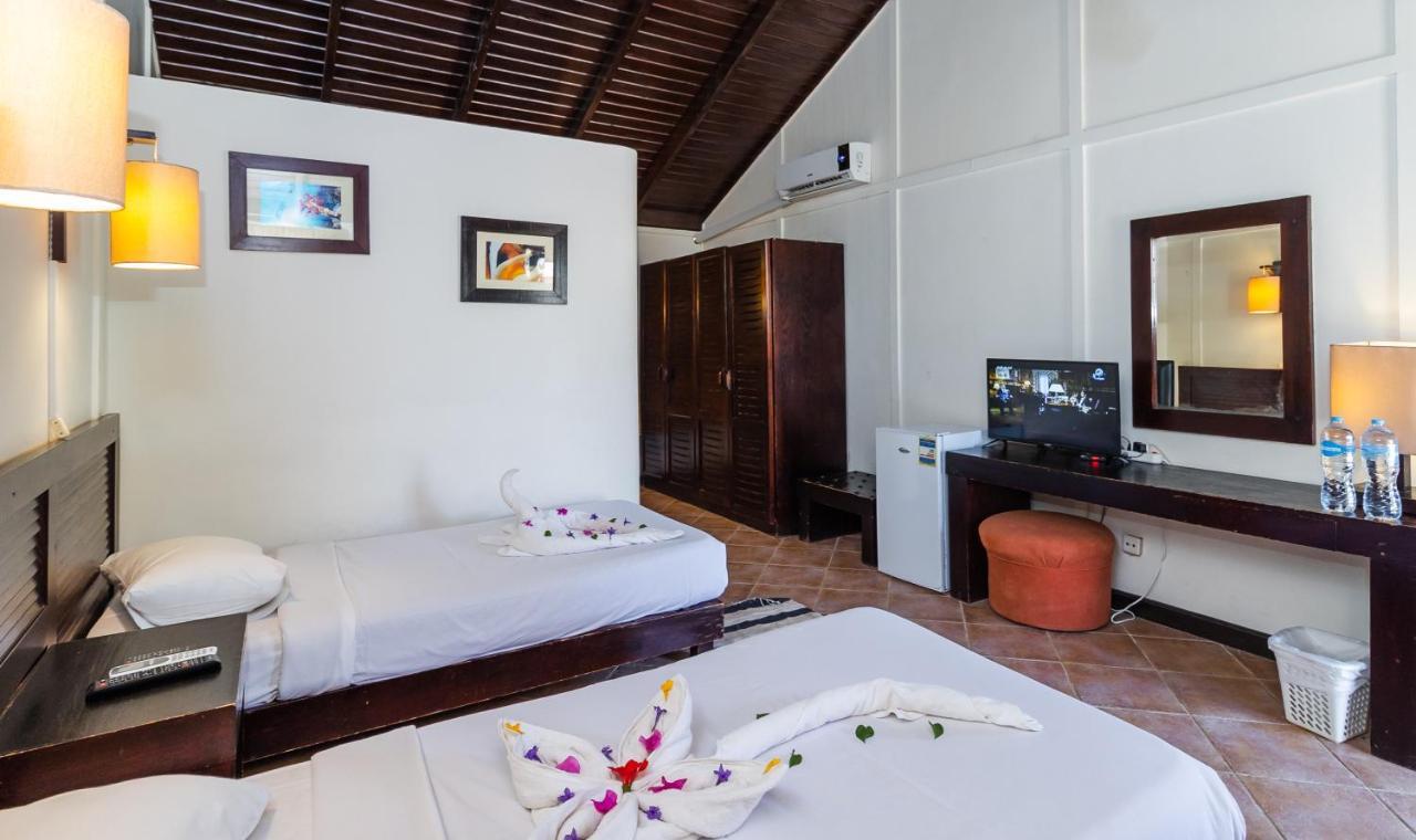 Abu Dabbab Lodge Экстерьер фото
